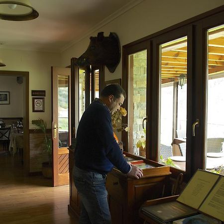 Готель Hostal Monte Rio Trescares Екстер'єр фото