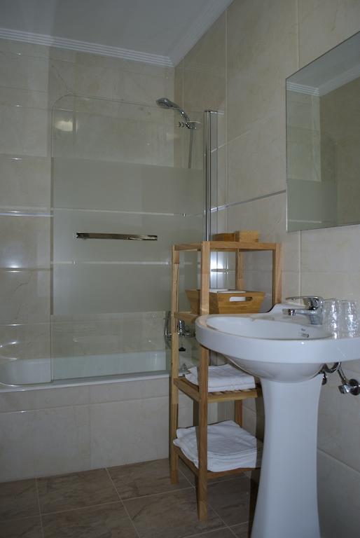 Готель Hostal Monte Rio Trescares Номер фото