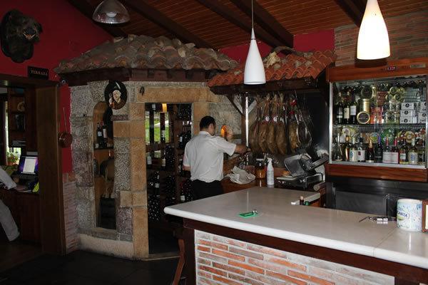 Готель Hostal Monte Rio Trescares Екстер'єр фото